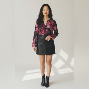 Bundle Vintage Floral Blouse + Wilson’s Leather Mini Skirt Outfit